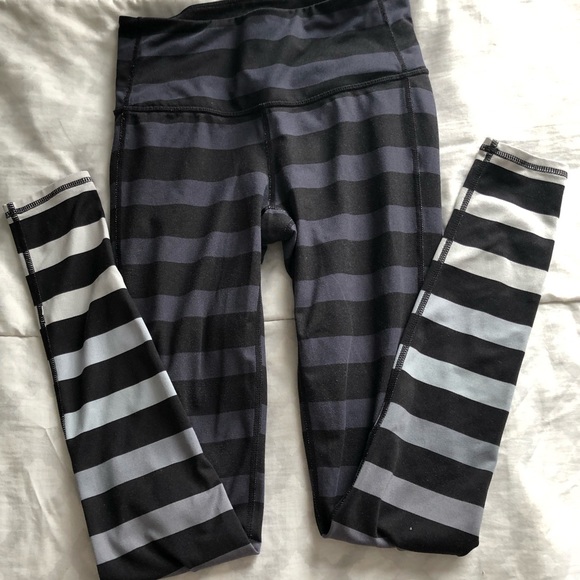 Athleta Workout Leggings - Picture 1 of 3